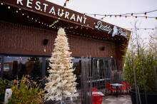 Notre zone d'activité pour ce service Bar restaurant avec terrasse passer une soirée entre amis